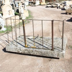 Matériaux d'Antan : ESCALIER EN PIERRE H106