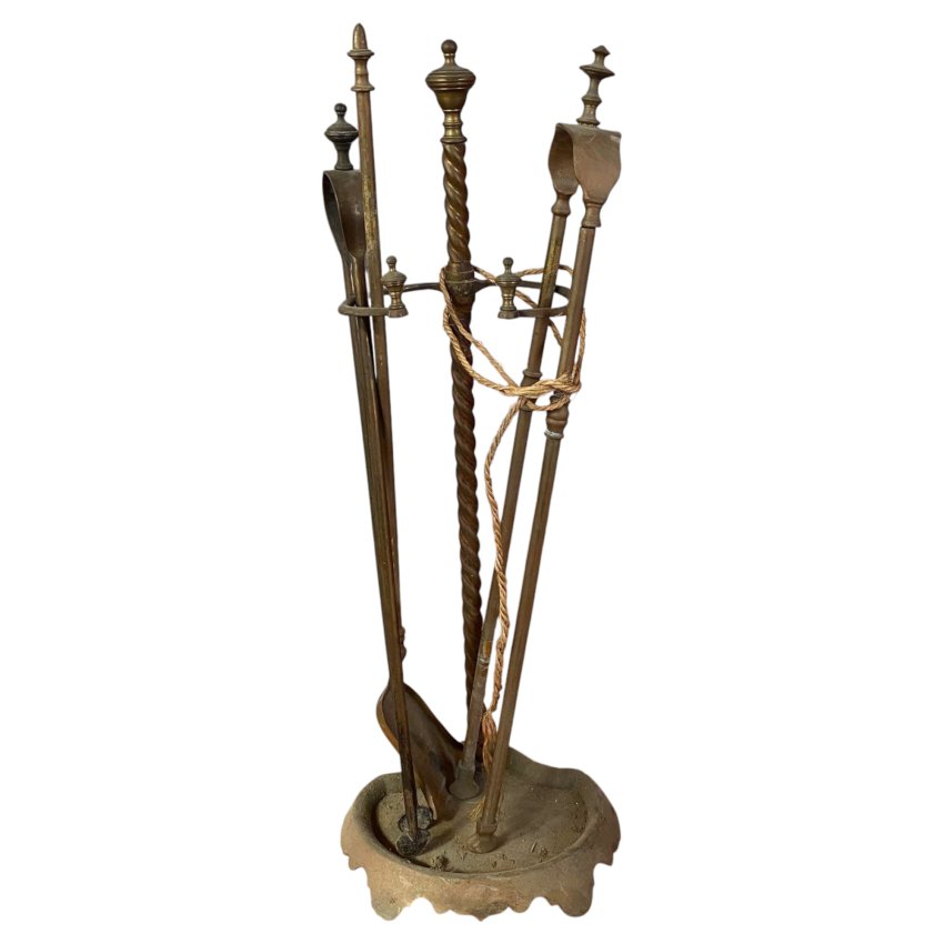 Matériaux d'Antan : SERVITEUR AVEC ACCESSOIRES H66