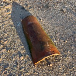 Matériaux d'Antan : TUILE CANAL MM ROUGE