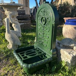 Matériaux d'Antan : FONTAINE POINT D'EAU EN FONTE H86