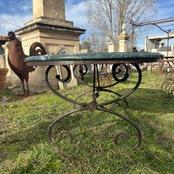 Matériaux d'antan : TABLE EN MARBRE VERT