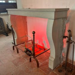 CHEMINÉE EN PIERRE CALCAIRE DURE DU JURA OCRE H101