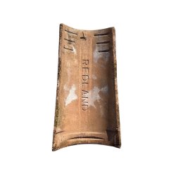 Matériaux d'Antan : TUILE DE FAÎTAGE REDLAND