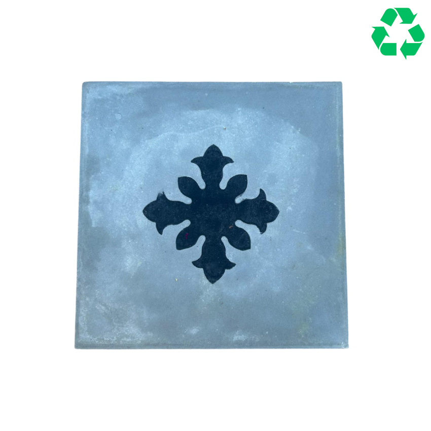 Matériaux d'Antan : LOT DE CARREAUX EN CIMENT A MOTIF (3,25M2)