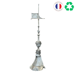 Matériaux d'antan : EPI DE FAITAGE EN POINTE EN ZINC DU XIXe SIECLE