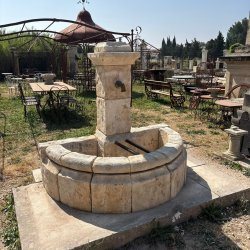 Matériaux d'Antan : FONTAINE MURALE EN PIERRE H144,5