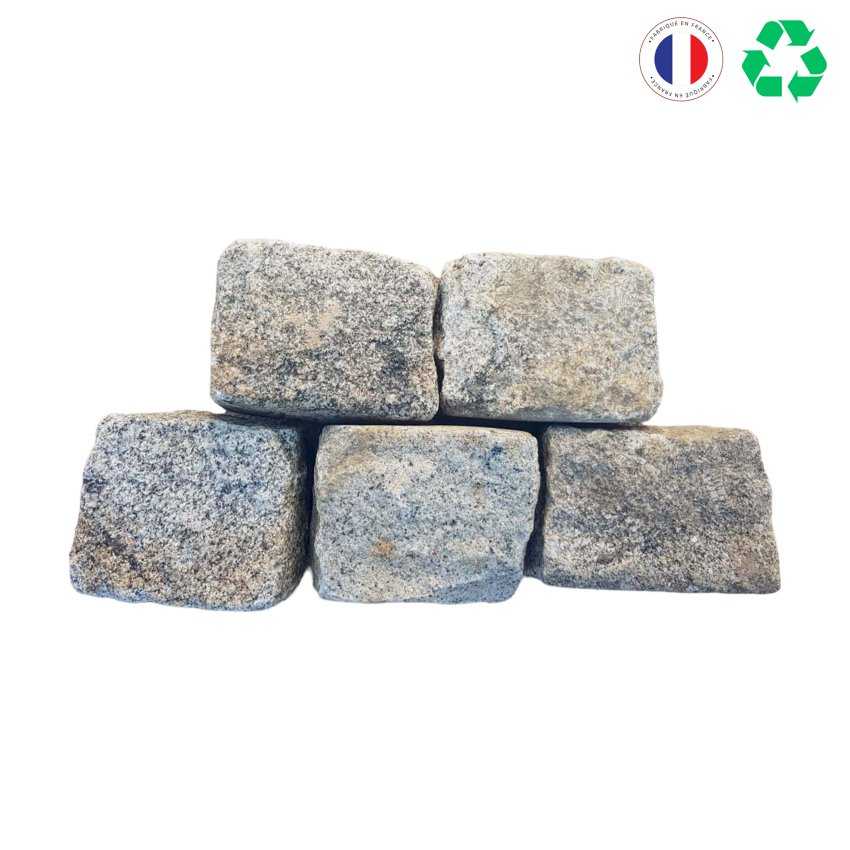 Matériaux d'Antan : PAVES DE RUE ANCIEN 20-15CM