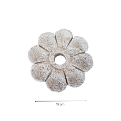 ROSACE EN PIERRE FLEUR