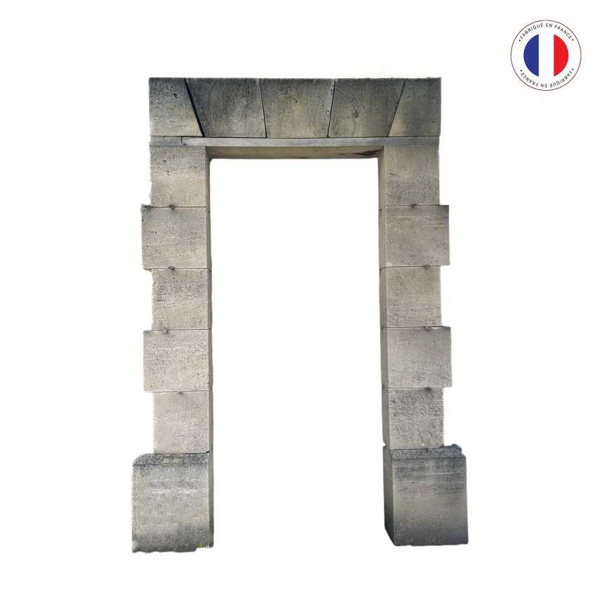 Matériaux d'antan : ENCADREMENT DE PORTE EN PIERRE DE SAVONNIERES