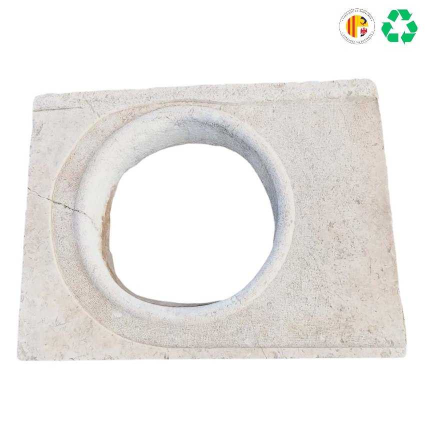 Matériaux d'antan : TOUR DE PUITS EN PIERRE DE CASSIS H20