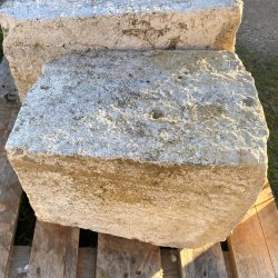 Matériaux d'Antan : DÉS PIERRE ANCIENNE H42
